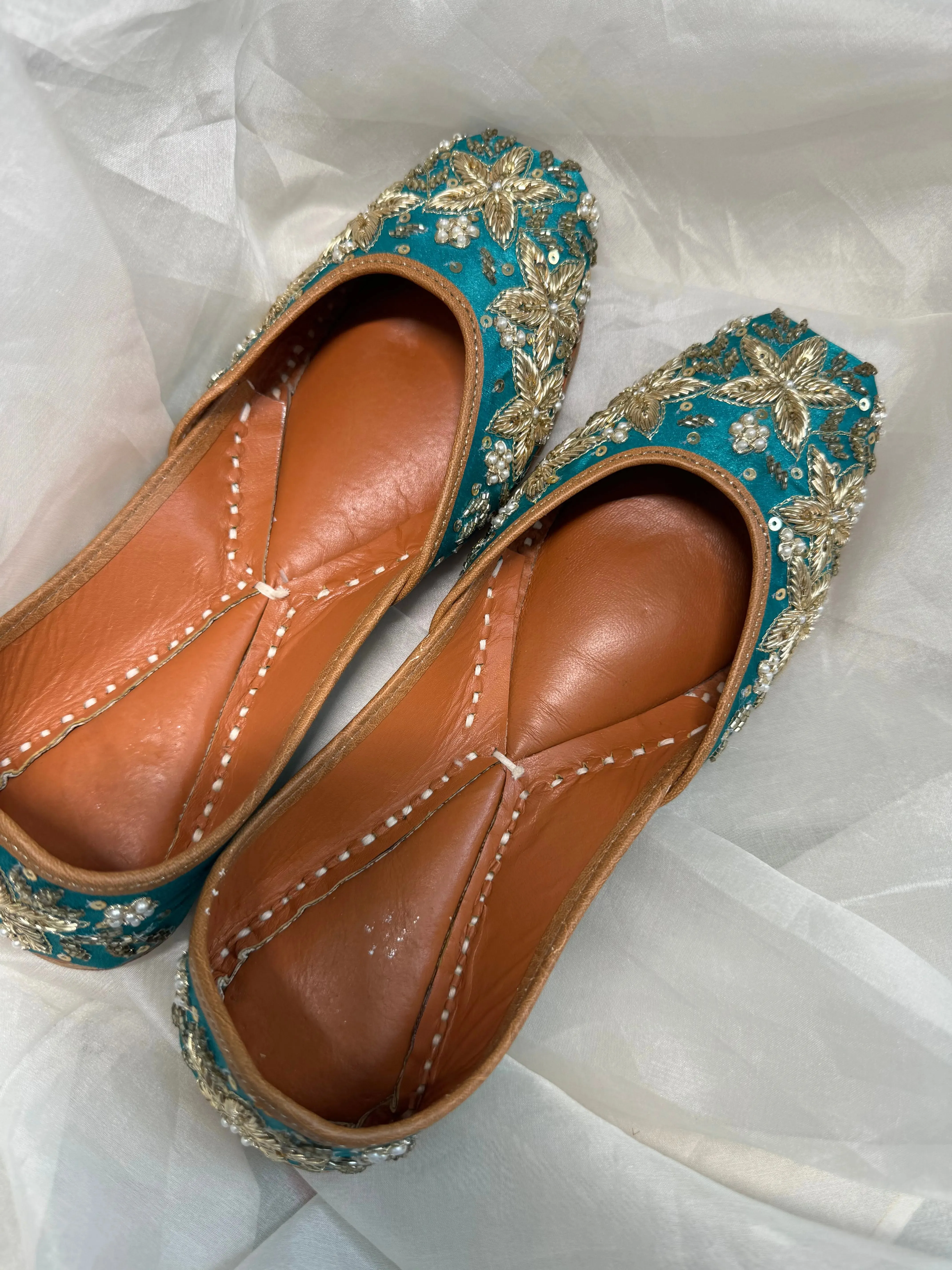 Embellished Hand crafted Mojaris - Blue