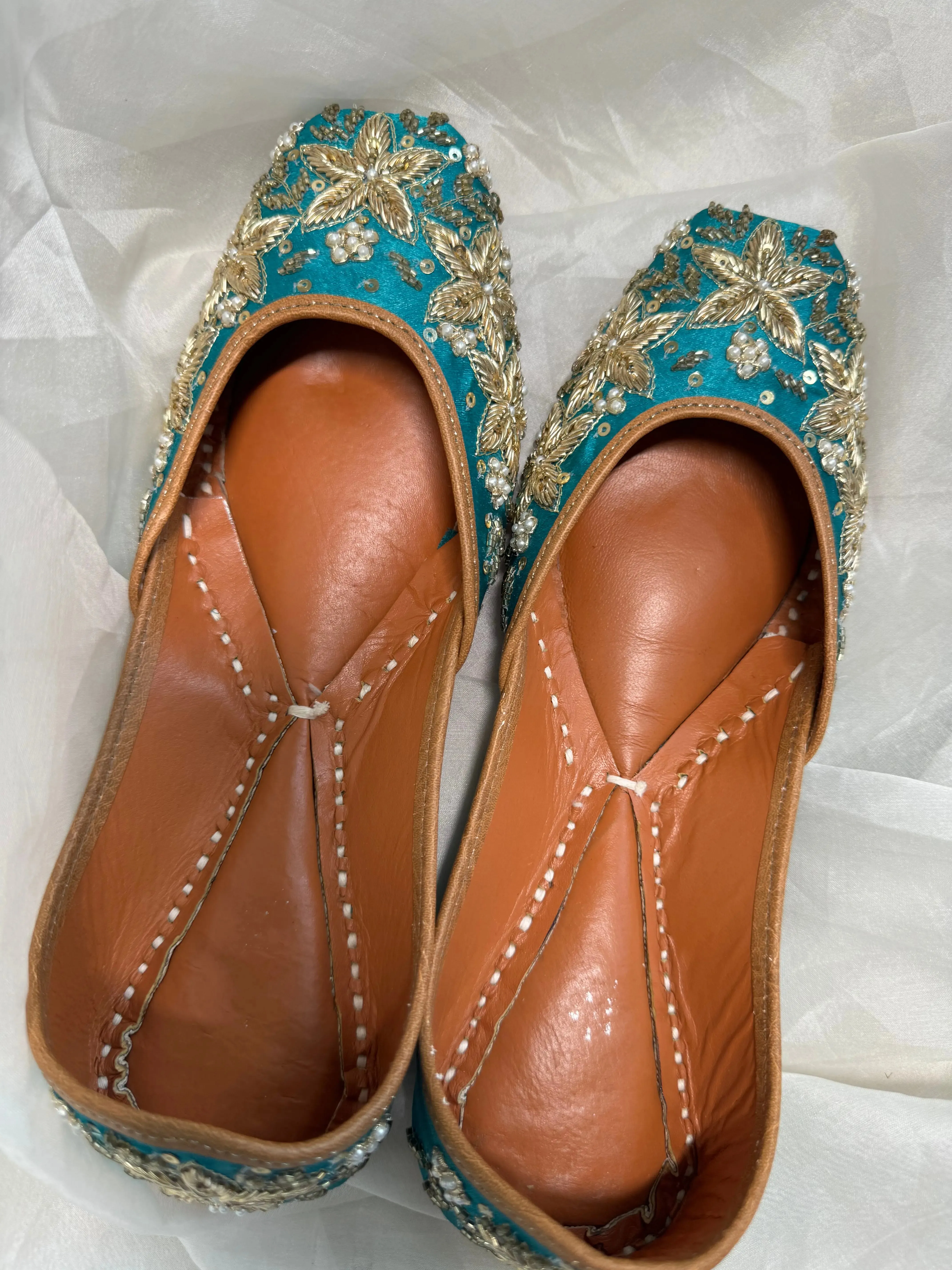 Embellished Hand crafted Mojaris - Blue