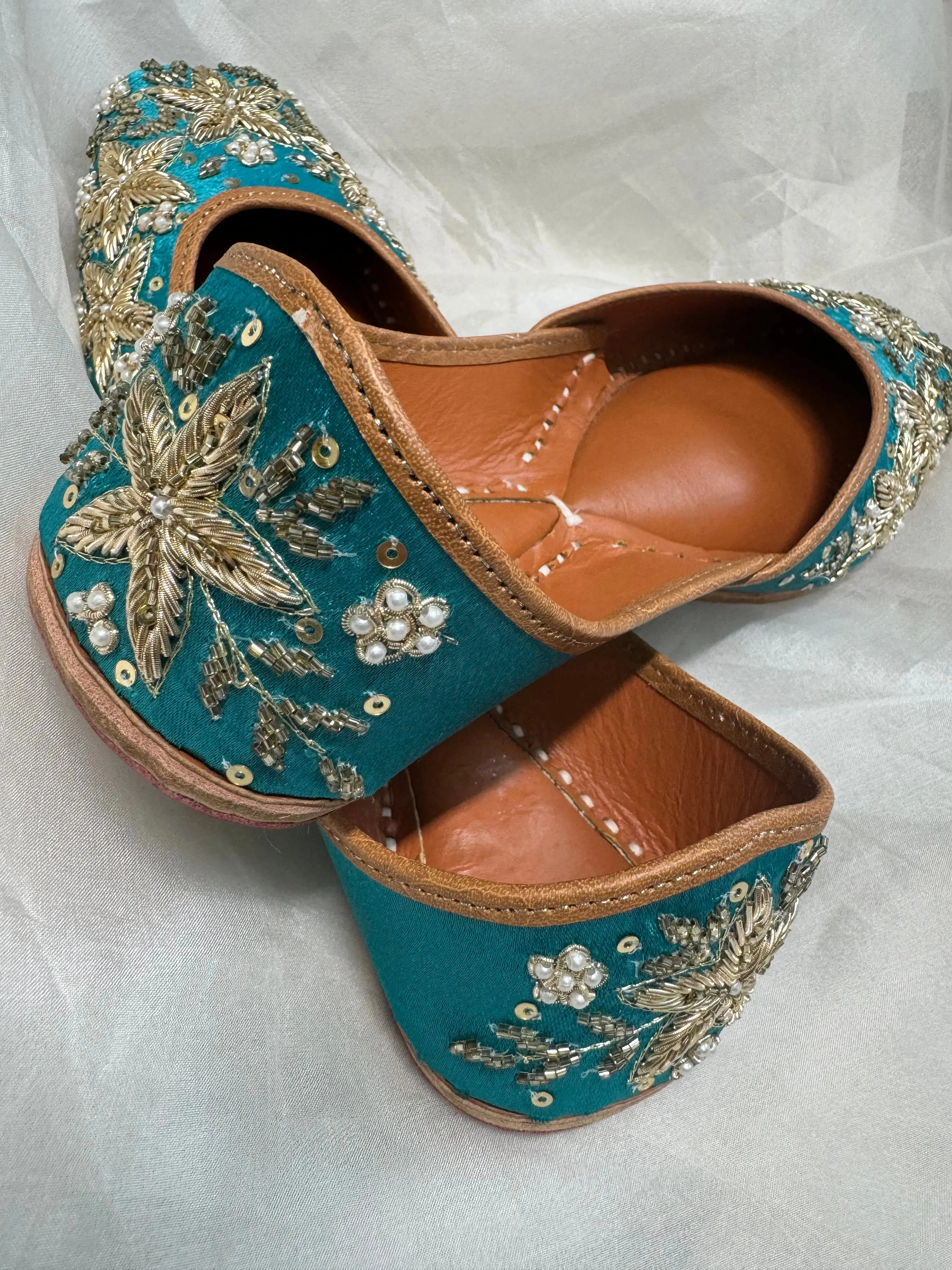 Embellished Hand crafted Mojaris - Blue