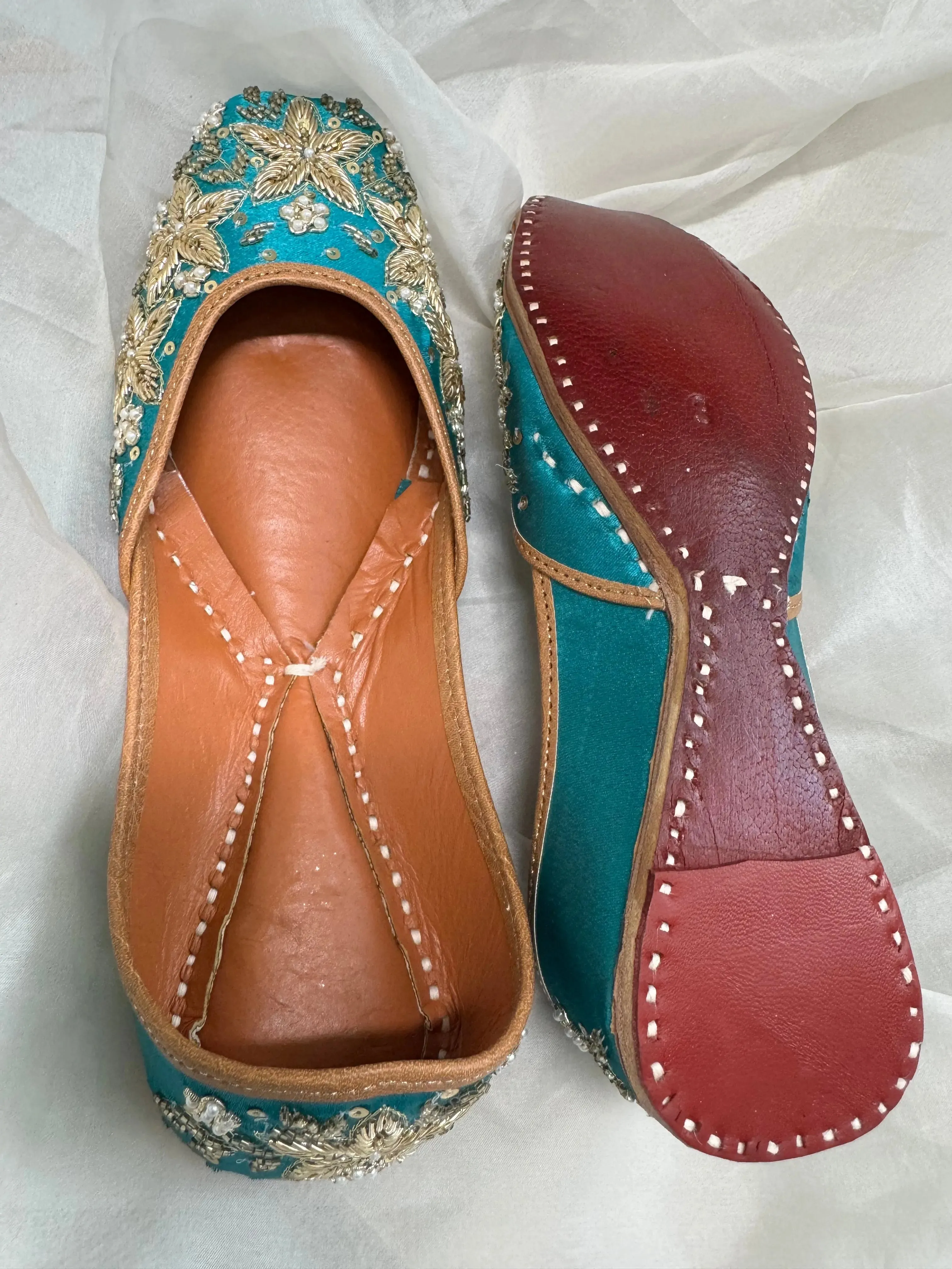 Embellished Hand crafted Mojaris - Blue