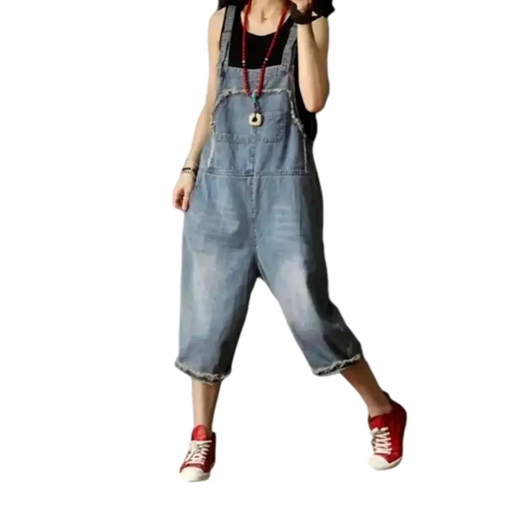 Fashionable denim dungaree for ladies