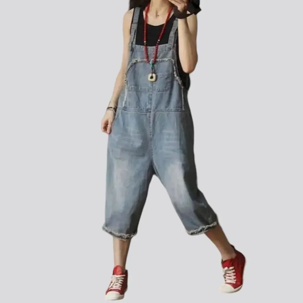 Fashionable denim dungaree for ladies