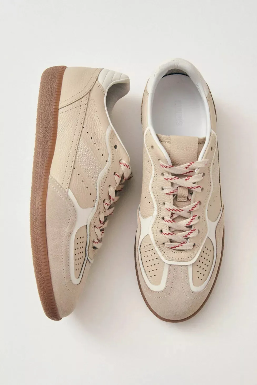 Rife Grain Cream Leather Sneakers